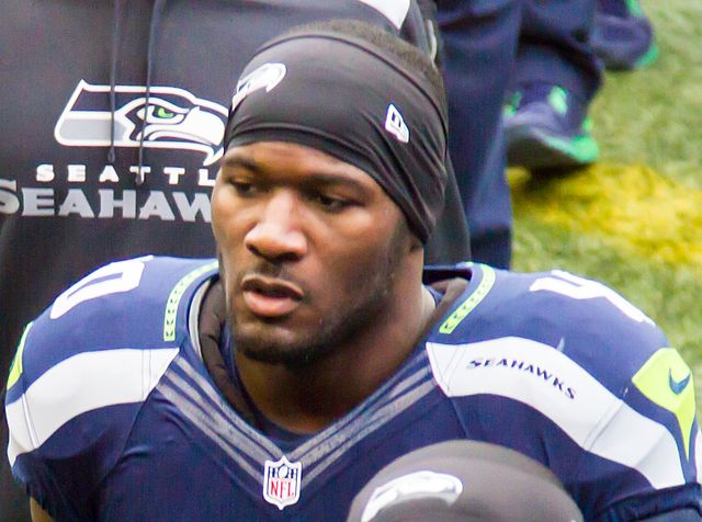 EXCLUSIVE: Seahawks' Derrick Coleman surprises hearing-impaired