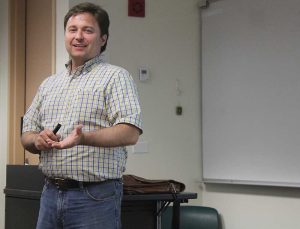 nsights to Japan: David Nelson tells students about the travel seminar to Japan which he will lead. Photo by Clara Berks- Staff Photographer 