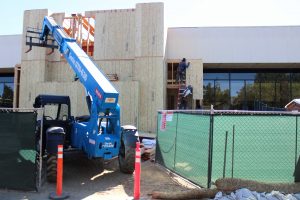 What a build-up: The Gallegly Center addition to the Pearson Library has recently gone from a basic frame to a structure with walls. Construction was halted late fall semester and resumed Dec. 18.  Photo by Rachel Holroyd- Photojournalist