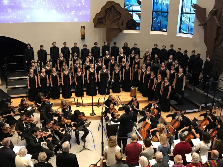 Remembering Justin:  The nearly two-hour Christmas Festival concerts, “Star of Wonder,” drew a full crowd in the Samuelson Chapel Dec. 2. The concerts were dedicated to former quartet member and alumnus Justin Meek, 23.
Photo by Lauren Graf - Reporter