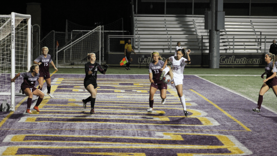 First-year forward Isabella Veljacic attempts to score a goal on Friday, Oct. 25 against the University of Redlands.