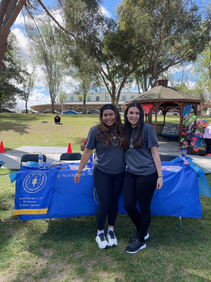 Co-chairs Pia Valtierra (left) and Alexandra Anthonioz (right) helped set up the Suicide Prevention Walk.