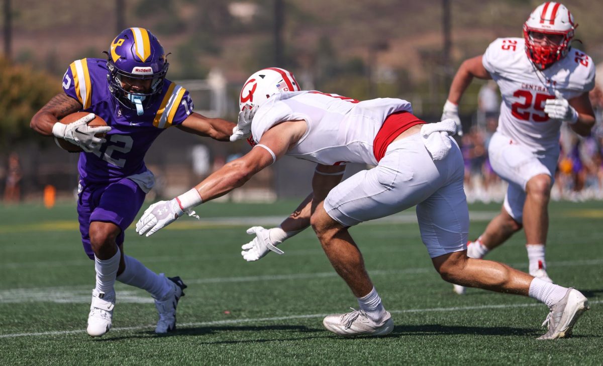 Wide Receiver Desmond Thompson breaks free and gains yards on one of his three receptions that he had against Central College.